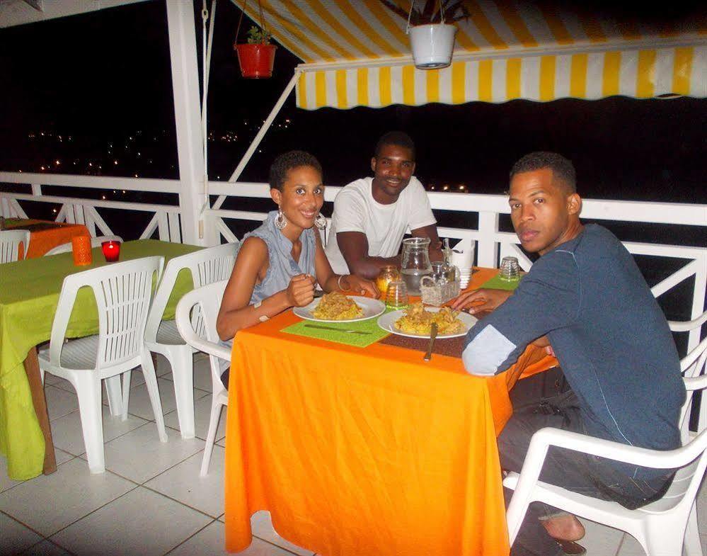 E.Gwada Hostel Le Gosier  Extérieur photo