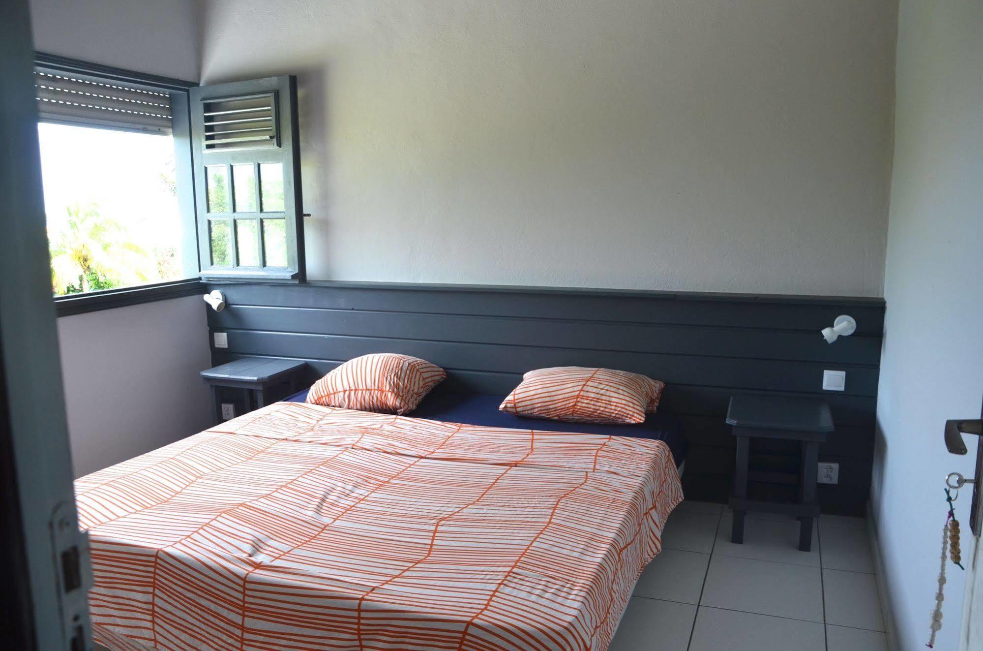 E.Gwada Hostel Le Gosier  Extérieur photo